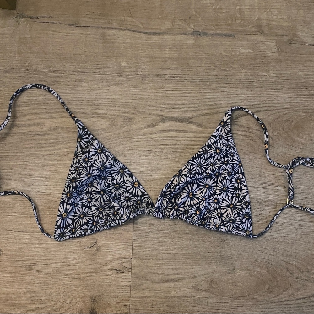 SKATIE Ella Triangle Bikini Top